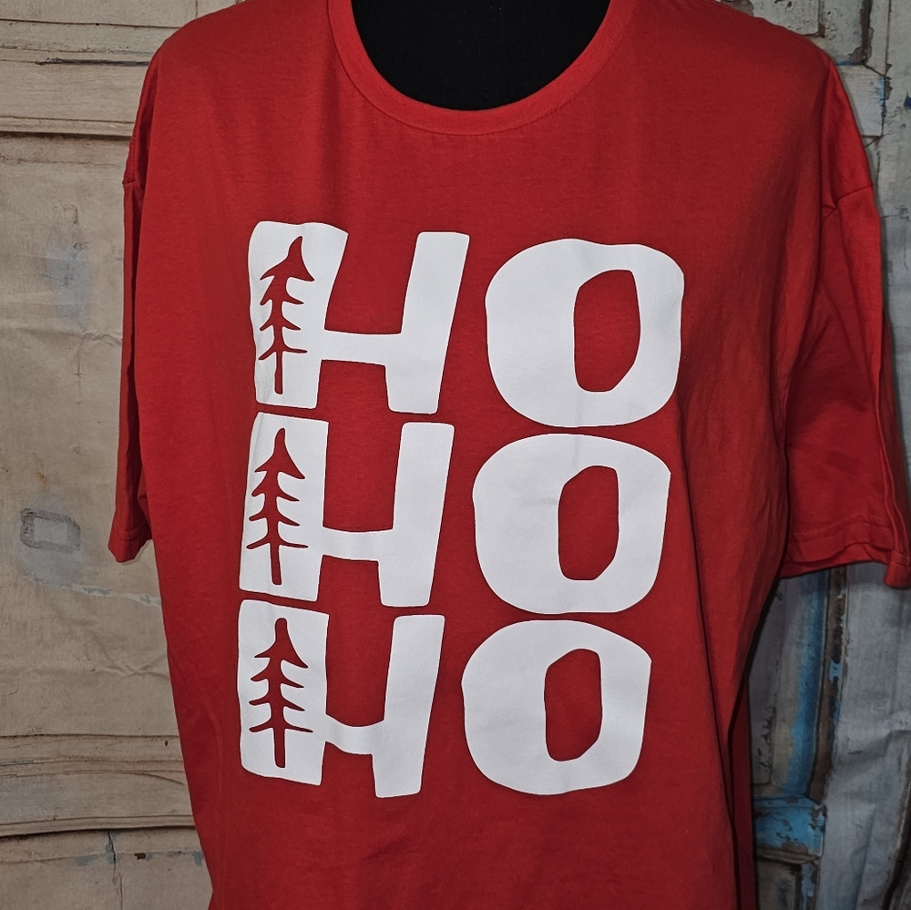 Gildan Softstyle Tshirt - NWOT - Christmas - XL